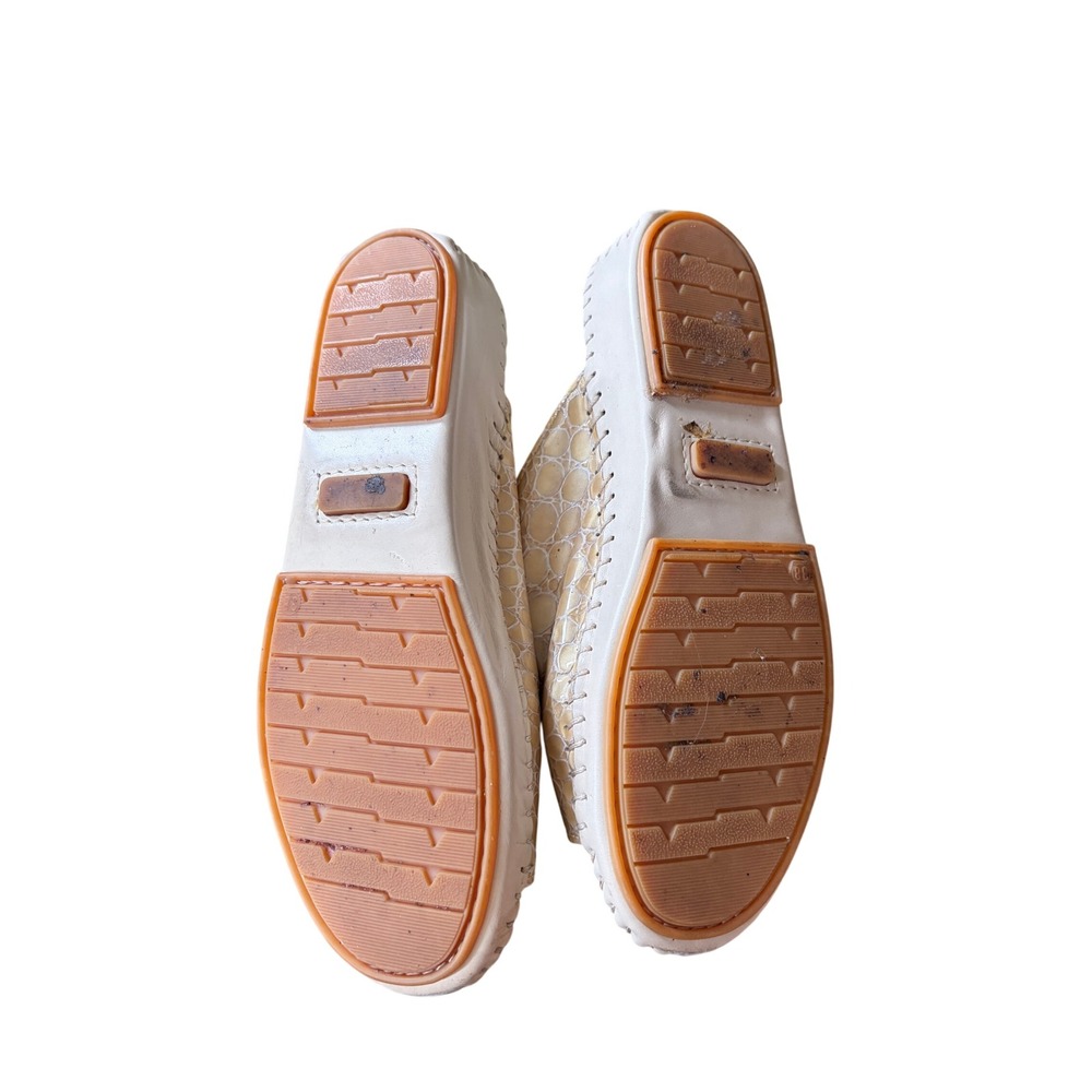 La Plume Italian Leather Crocodile Embossed Rhinestone Buckle Slide Sandals 38 - Picture 4 of 4